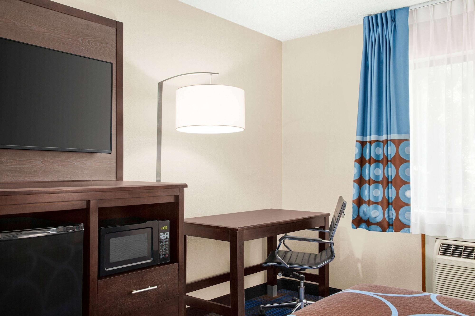 Super 8 By Wyndham Lenexa Overland Park Area/Mall Area Kültér fotó