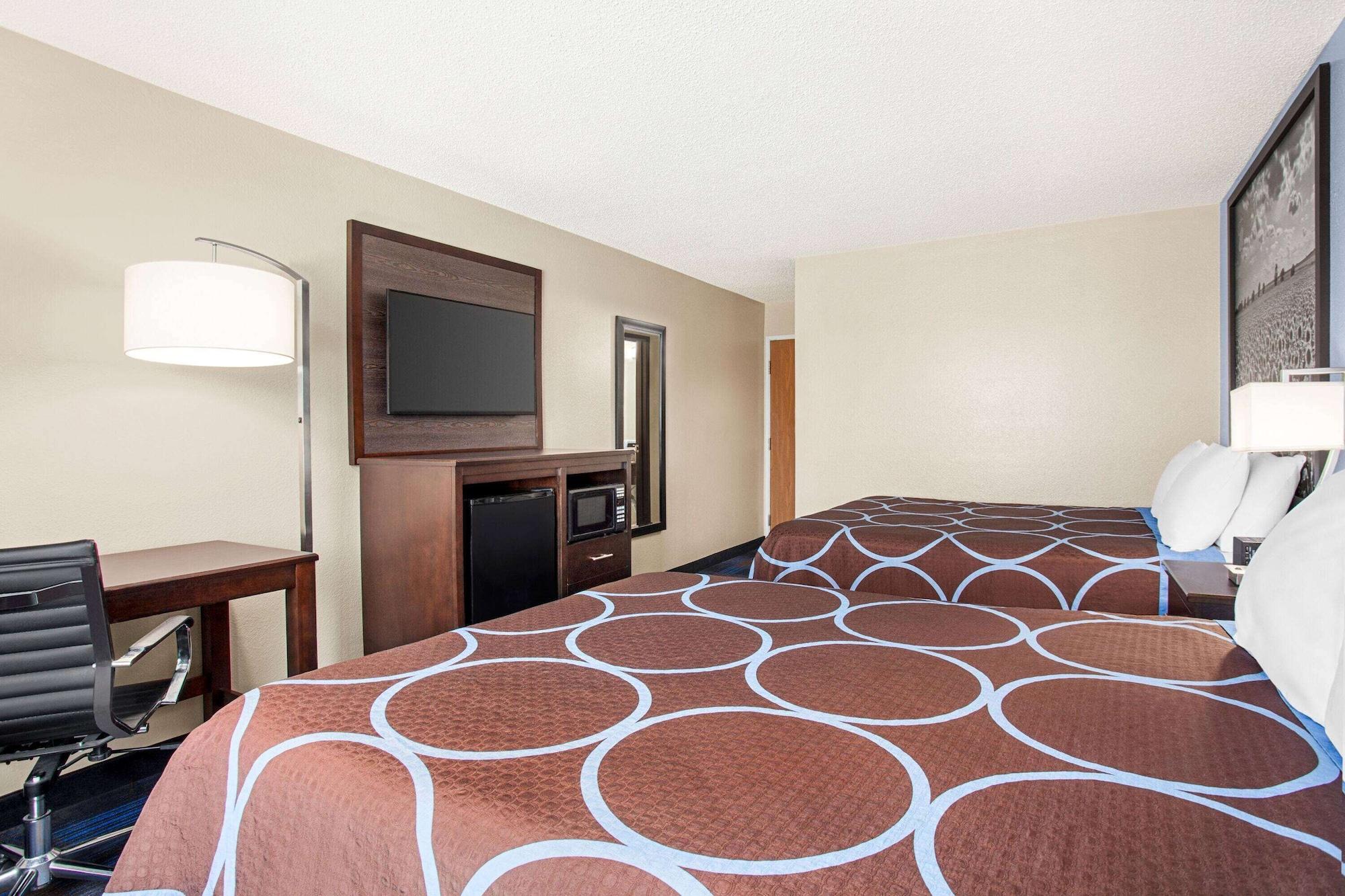 Super 8 By Wyndham Lenexa Overland Park Area/Mall Area Kültér fotó